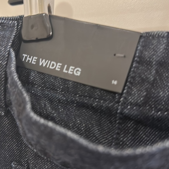 Ann Taylor Wide Leg black jeans with belt, sz 14 - Picture 6 of 6